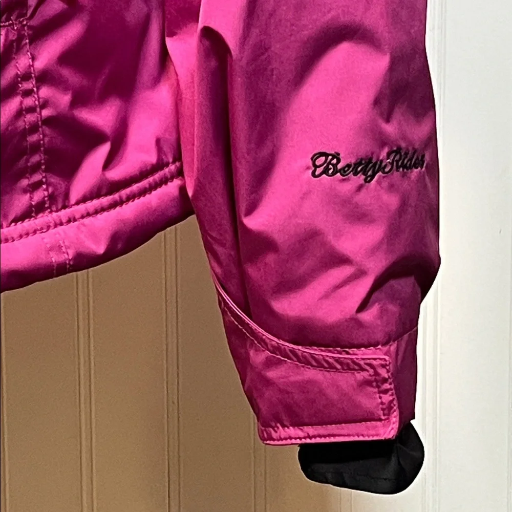 Betty Rides Women's Pink Hooded Snowboarding Jacket - Picture 6 of 16
